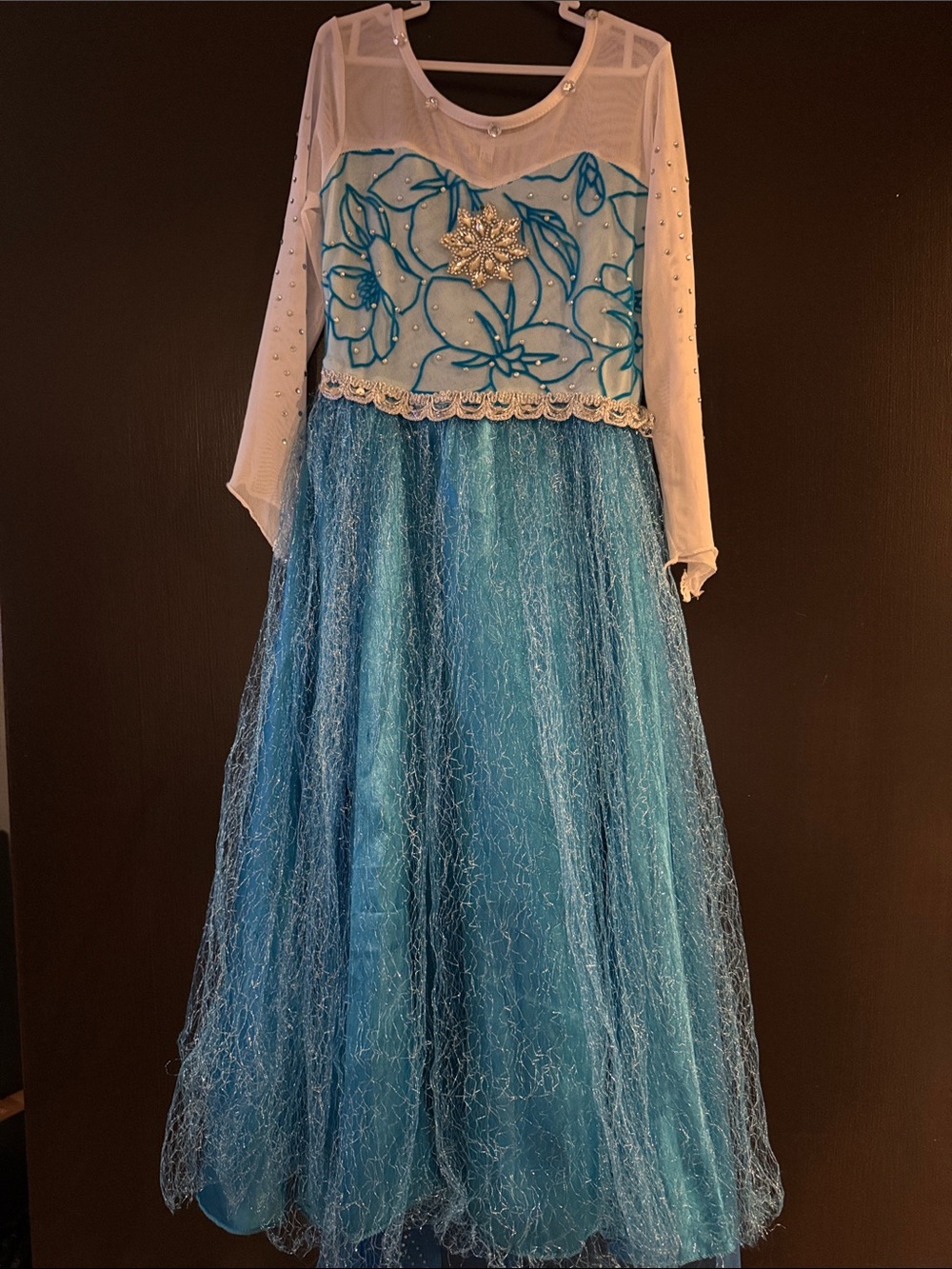 Elsa Frozen Girls' Dress with Sparkle Brooch
